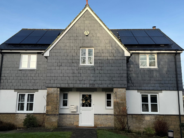 naked-solar-homeowner-install-in-cornwnall naked-solar-homeowner-install-in-cornwnall