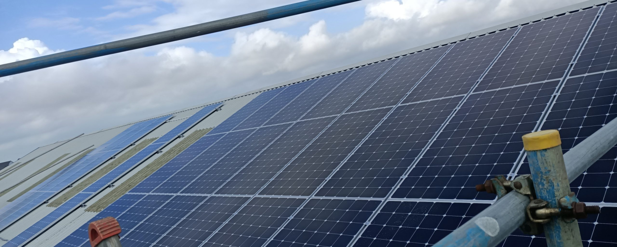 Gloveman Supplies Solar